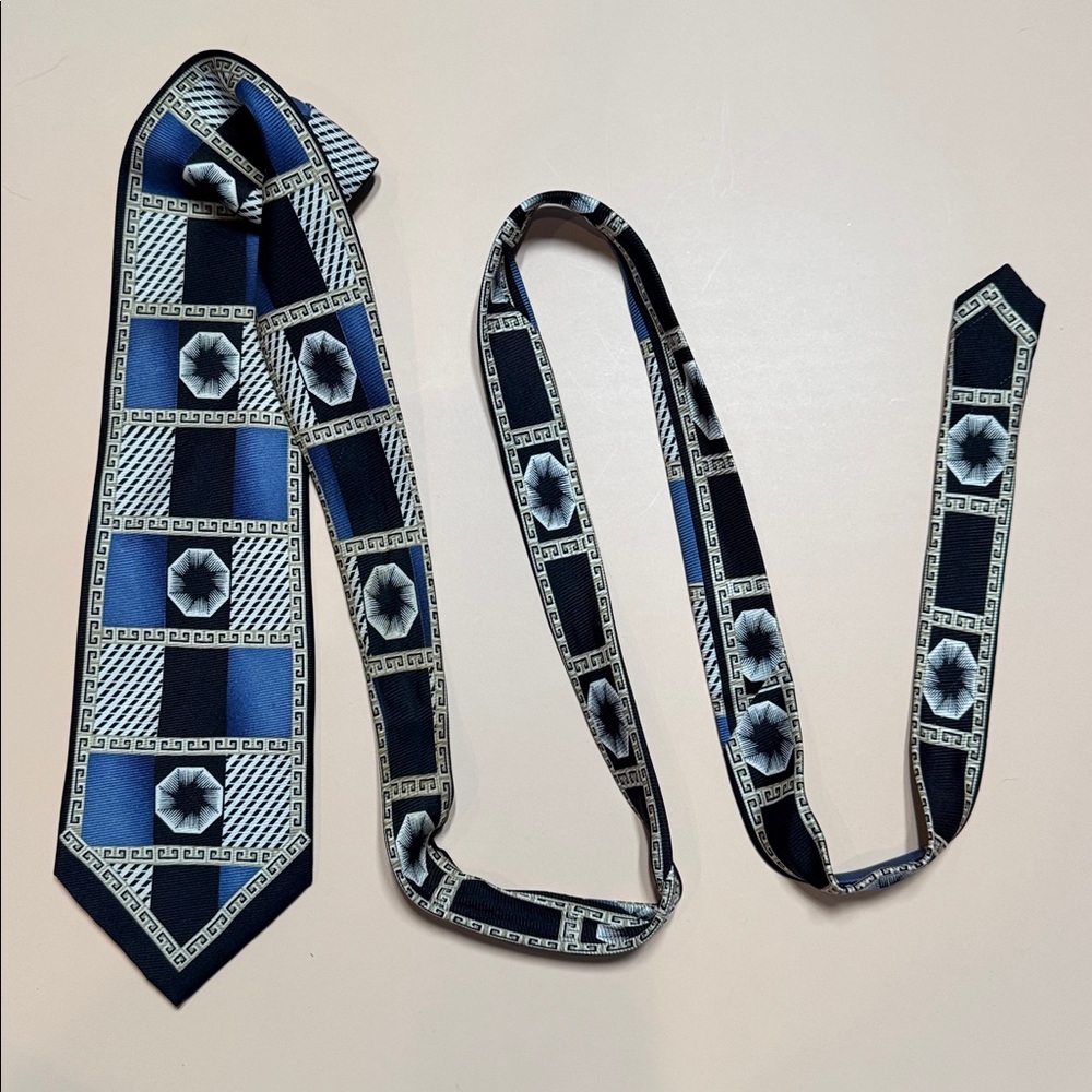 ๐3/$15 Roffe Silk Tie - Picture 6 of 9